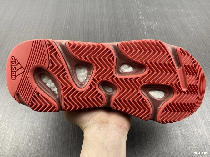HQ6979 Adidas Boost Yeezy 700 Hi-Res Red 0911